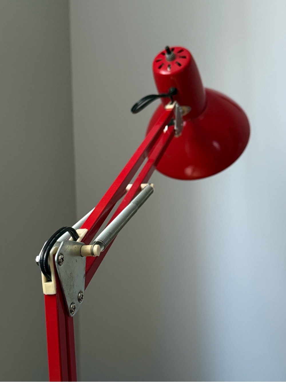 MCM Vintage c80s Chrome Red Metal Gooseneck Architect Tabletop Clamp Lamp Taiwan